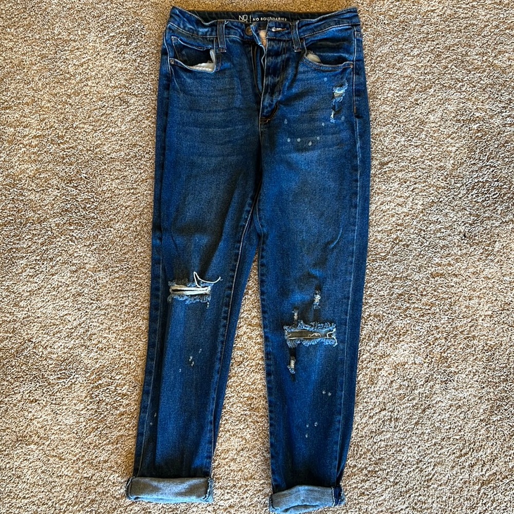 No Boundaries mom jeans size 7